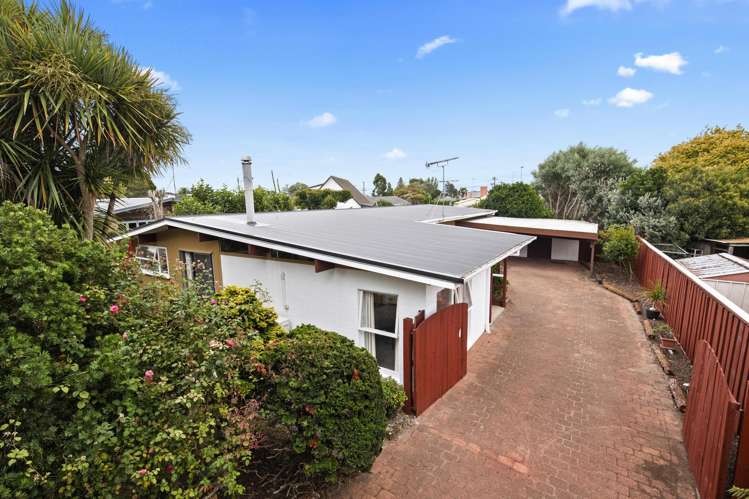 8 Alf Walker Place Papakura_5