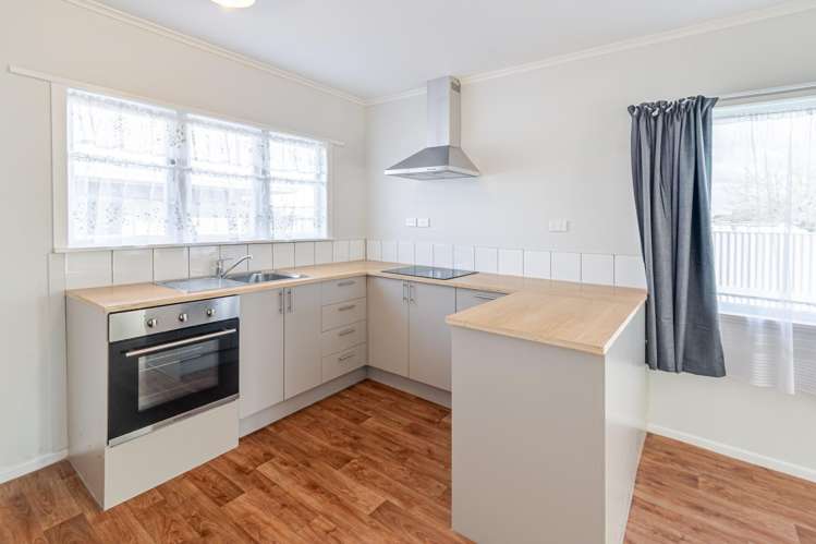 934A Oliphant Road_4