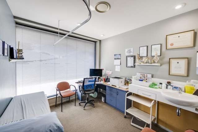 27-28 Douglas McLean Avenue Marewa_1