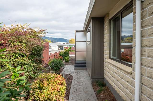 2/18 Ranui Road Stoke_1