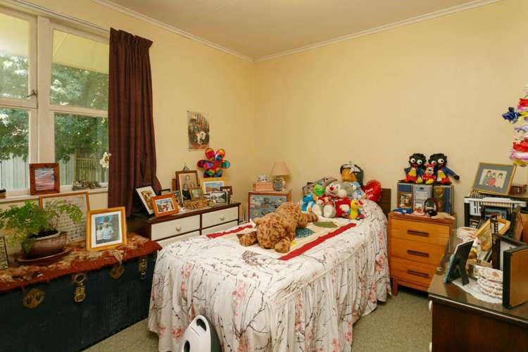 8 Kotare Street Hilltop_11