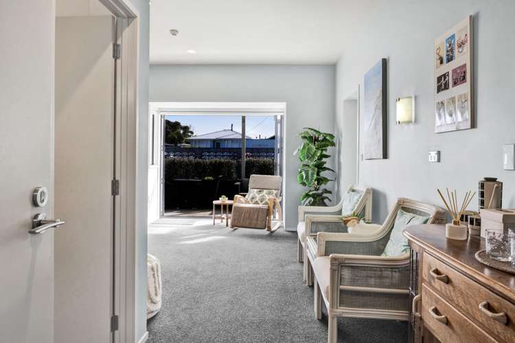 32 Fox Street Opunake_13