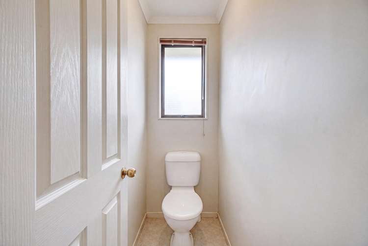 11 Plumstead Rise Glen Eden_17