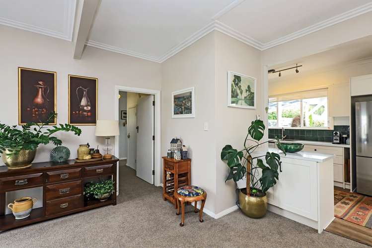 816 Tawa Street Mahora_9