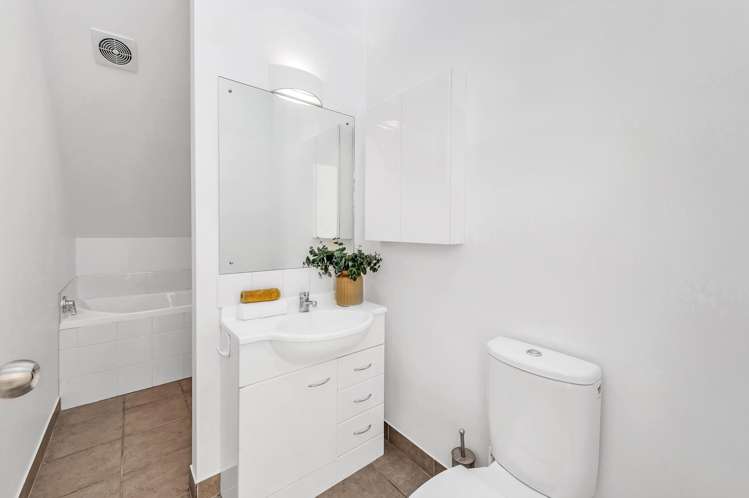 4/1010 Colombo Street Saint Albans_20