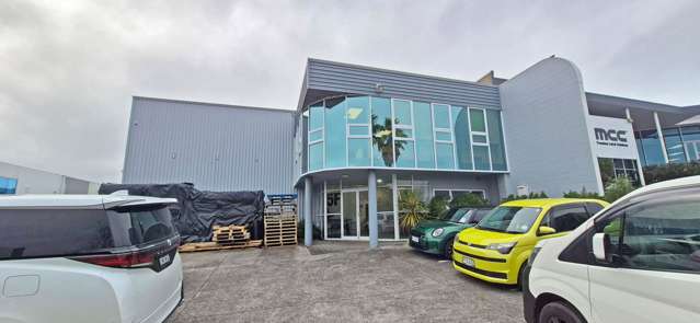 FLEXIBLE ROAD-FRONT INDUSTRIAL WAREHOUSE/OFFICE