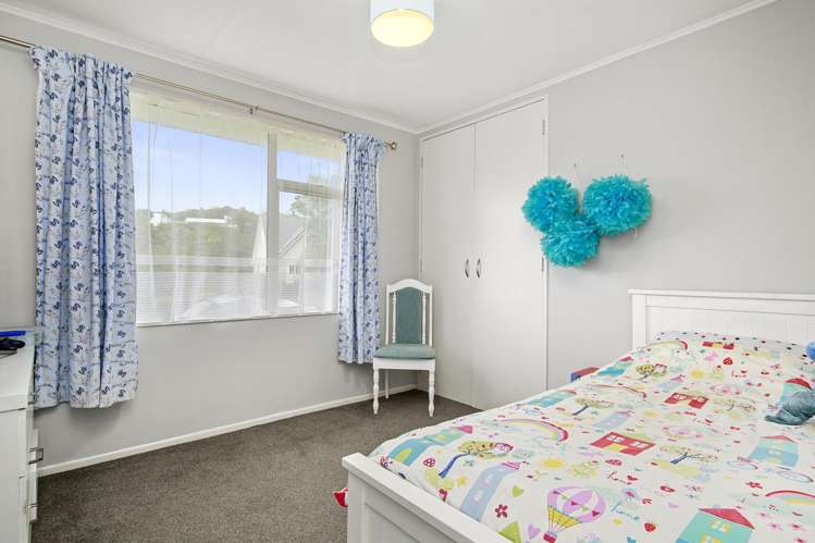 202 Dowse Drive Maungaraki_13