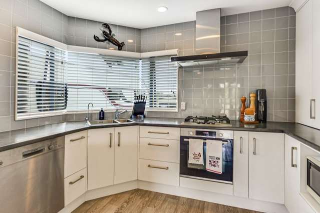 4 Harrogate Place Grandview Heights_2
