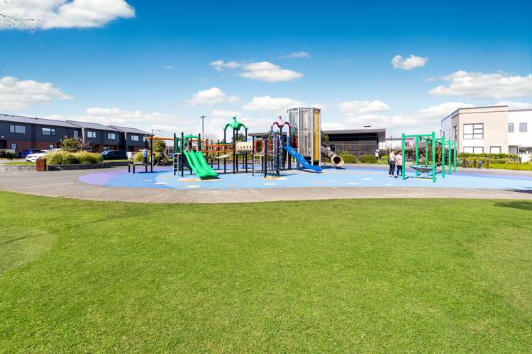 1b Waituarua Drive Takanini_14