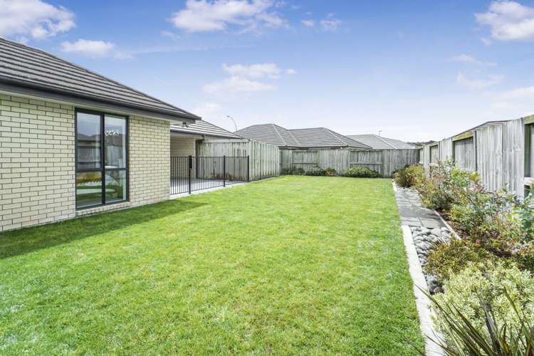 17 Chalgrove Road Huntington_19