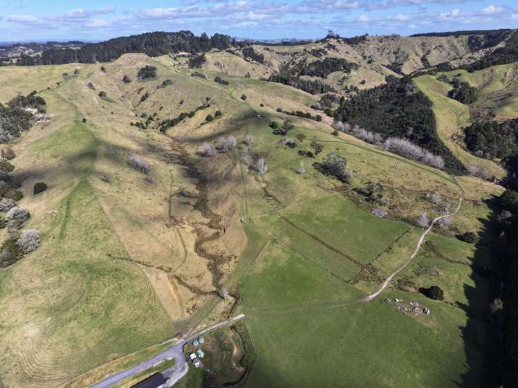 77 Remiger Road Puhoi_13