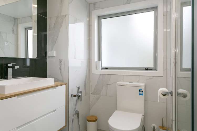 2 Wheretia Street Taupo Central_23