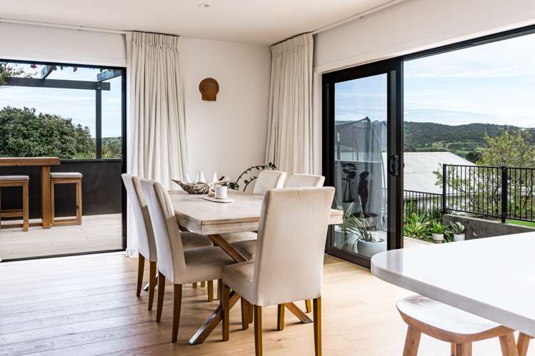 10C Long Street Raglan_5