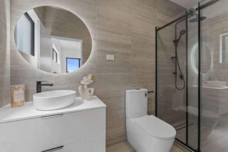 74 Huanui Drive Orewa_15