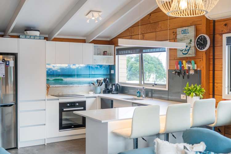 6 Winderton Way Pauanui_3