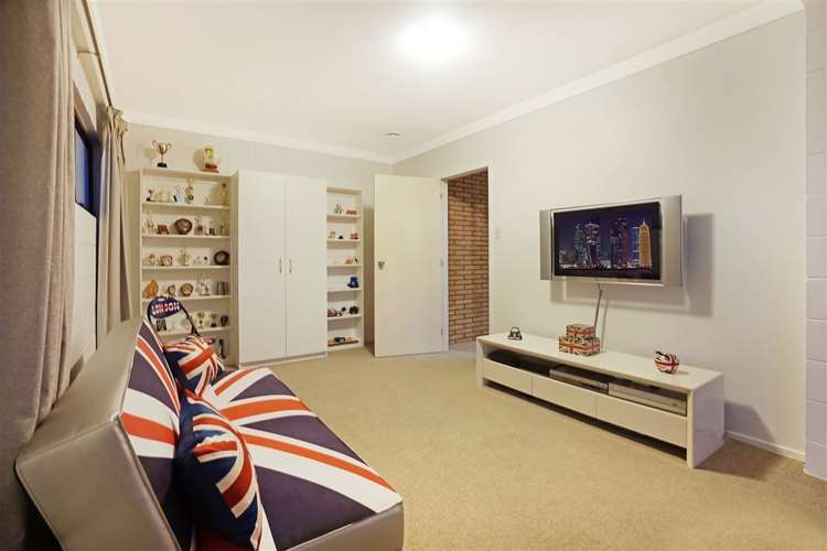 3 Kaihu Street Northcote_17