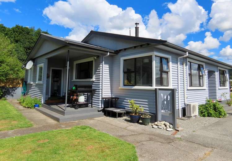 4 Munson Street Reefton_12