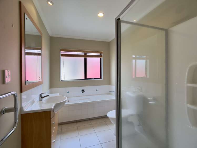 11 Stonebrooke Lane Flat Bush_7