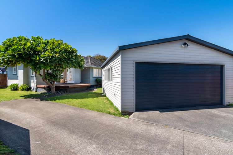 47 Hereford Street Te Atatu Peninsula_17