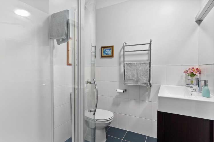 916b River Road Queenwood_15