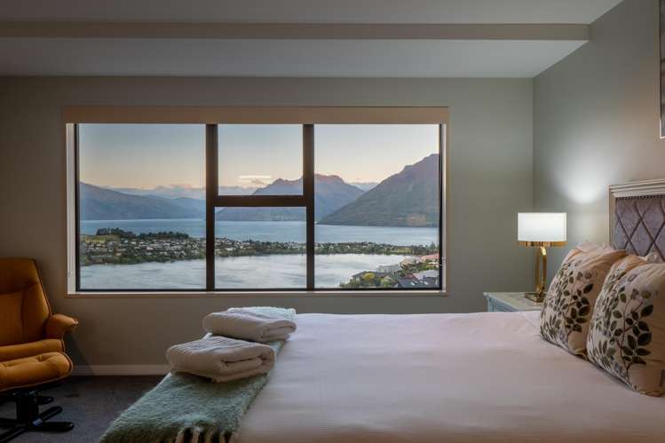 3 Conifer Lane Queenstown_12