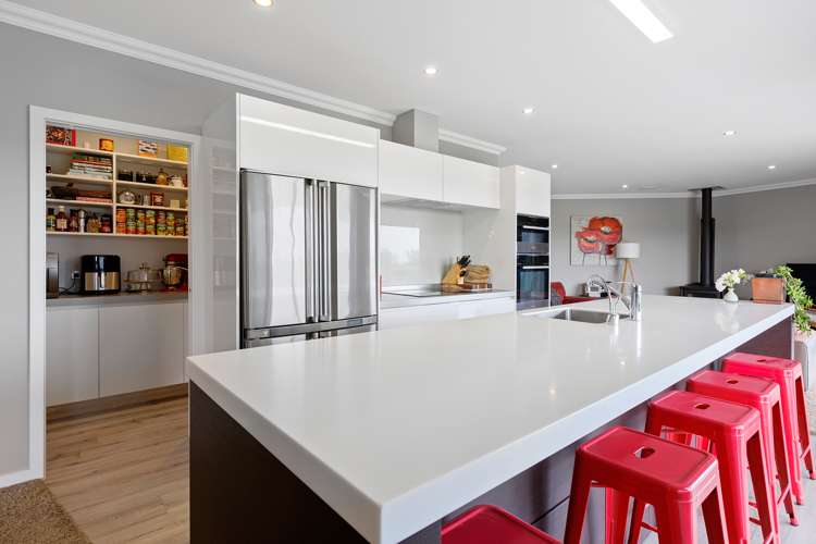 39 Matarikoriko Road Waitara_7