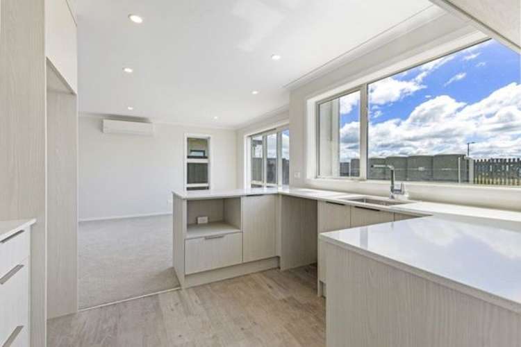 37 Ogilvie Avenue 1053_3