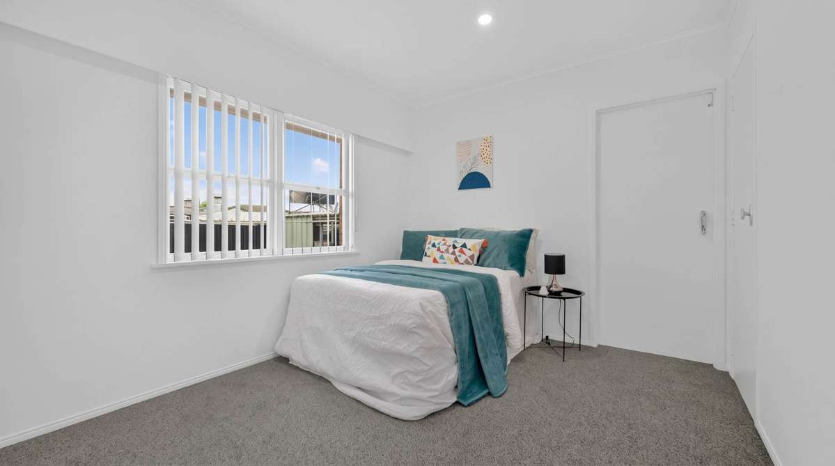 1/4 Russell Road_5