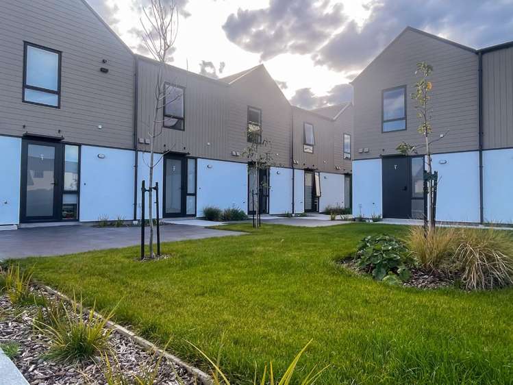 3/44 Antigua Street Addington_18