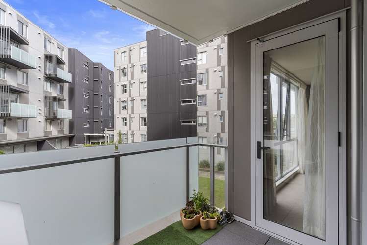 206/1 Rose Garden Lane Albany_9