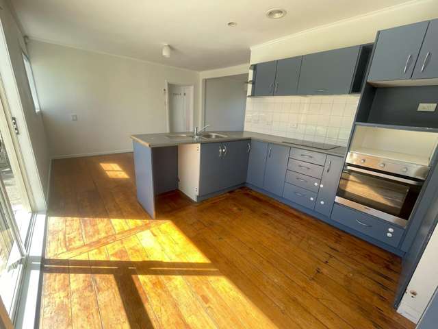 4/8 Ingram Street Papakura_1