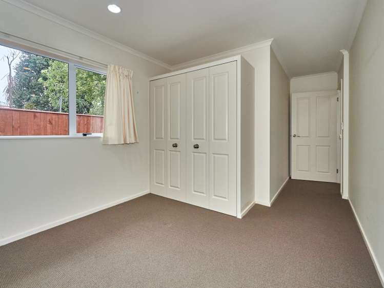 5 Barnes Court Roslyn_14