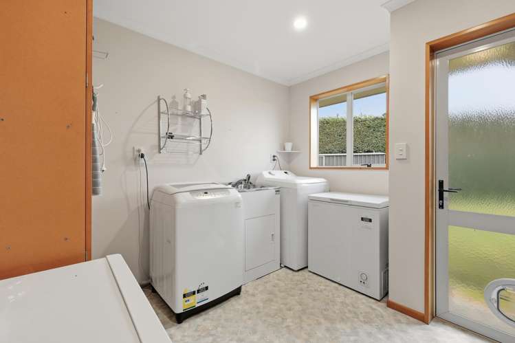 9 Huntly Road Outram_16