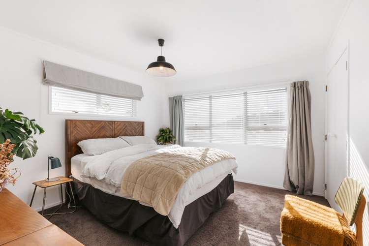 46b Jonathon Street Brookfield_17