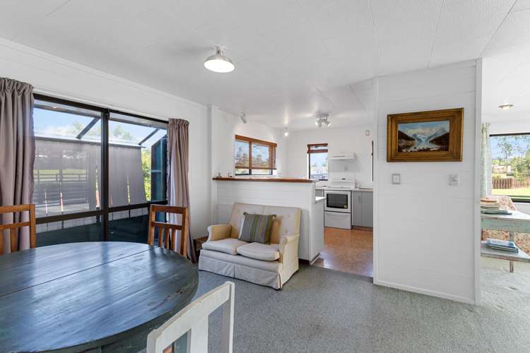 1 Cynthia Crescent Te Aroha_6