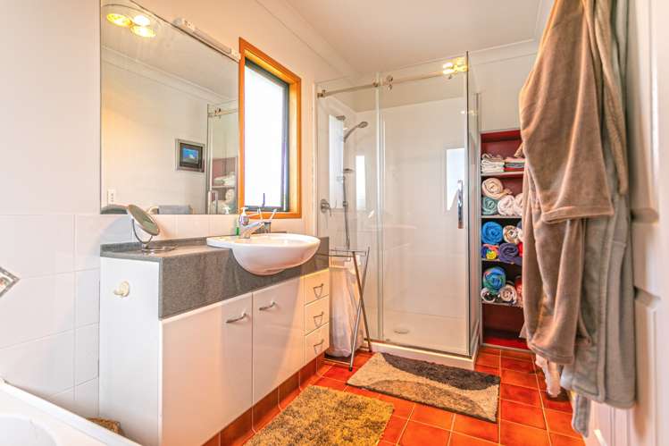 200 Sylvia Road Whangamata_21