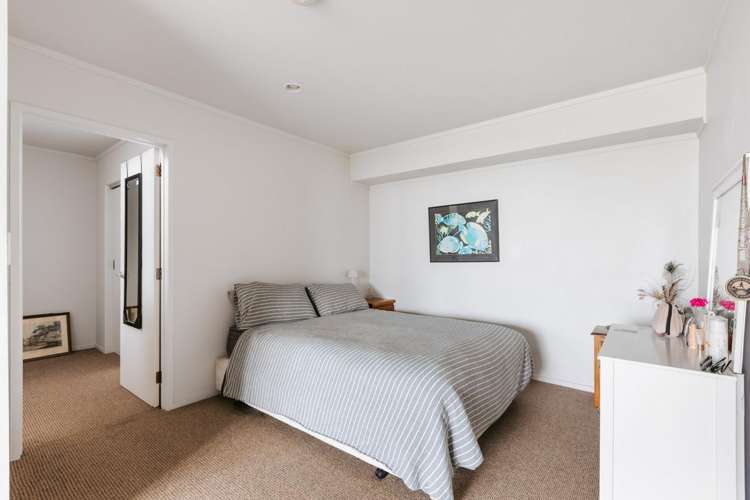 32e Ohuirehe Road Coastlands_24