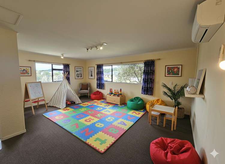 39 Kent Avenue Waitarere Beach_13