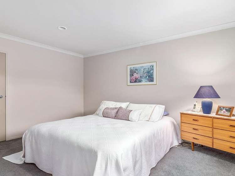 117 Basley Road Owhata_12