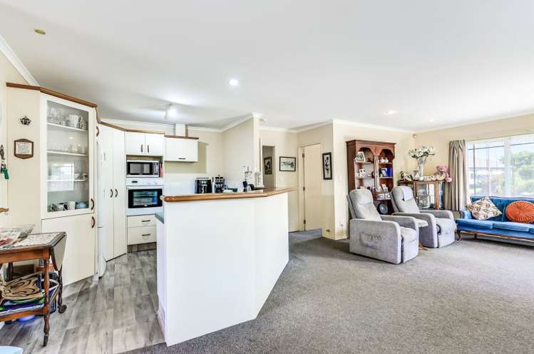 2 Dingwall Court Rototuna_4