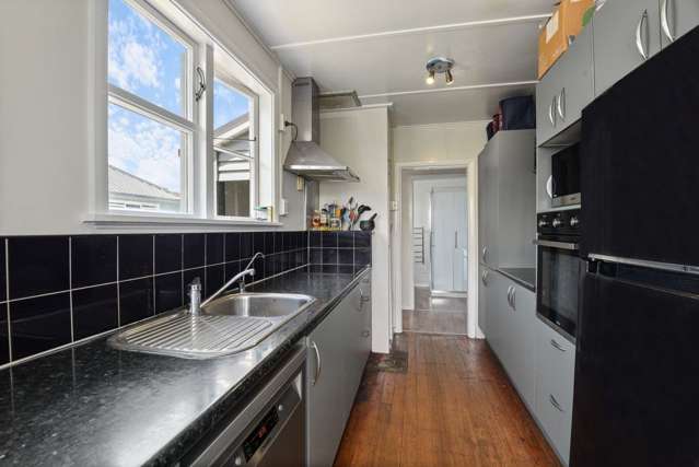 14 Clinkard Avenue Glenholme_3
