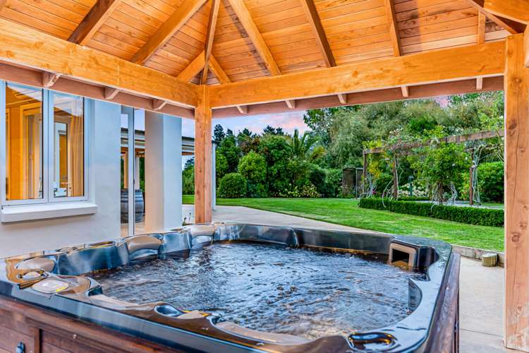 47 Lloyd Road Riverhead_20