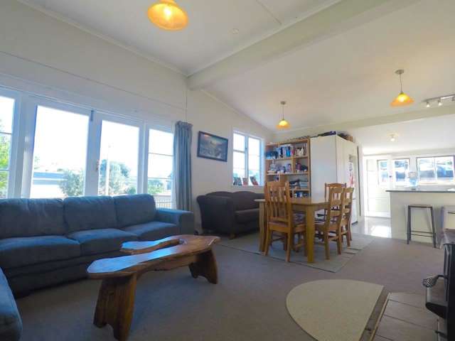 5 Aranui Avenue Waitarere Beach_2