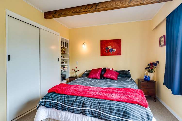 43 Hammond Road Taradale_7