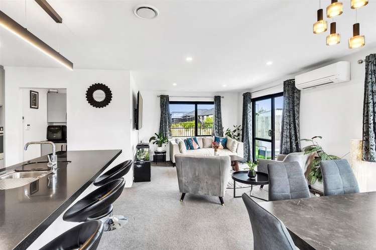 23 Arabella Crescent Yaldhurst_5