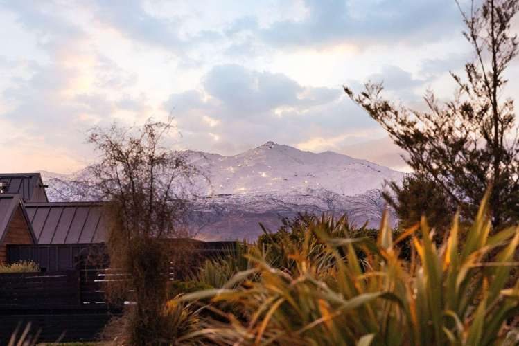  24 McKellar Drive Jack's Point_11