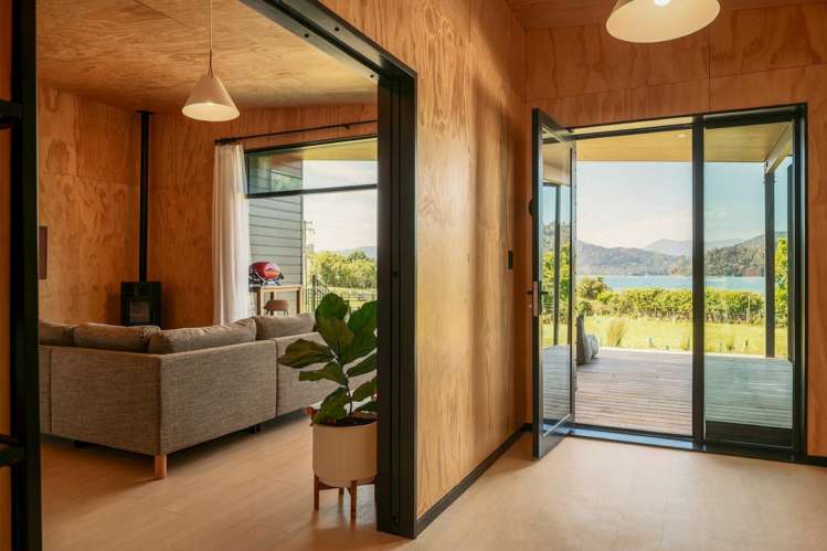 7184 Kenepuru Road Marlborough Sounds_12