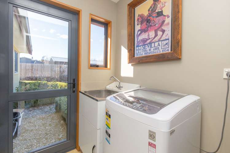 25 Bernard Road Albert Town_15