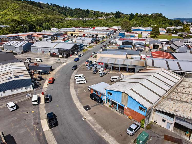 28 Montgomery Crescent Clouston Park_1