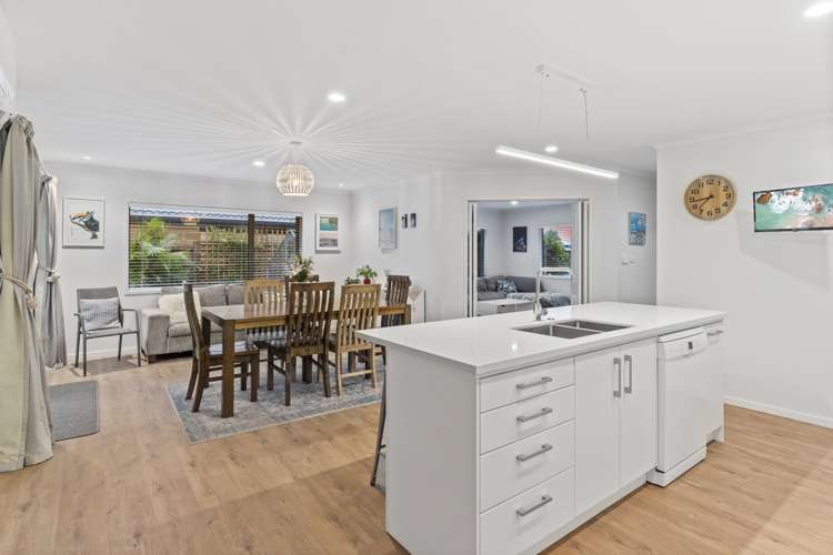 34 Butterworth Crescent Papamoa_12